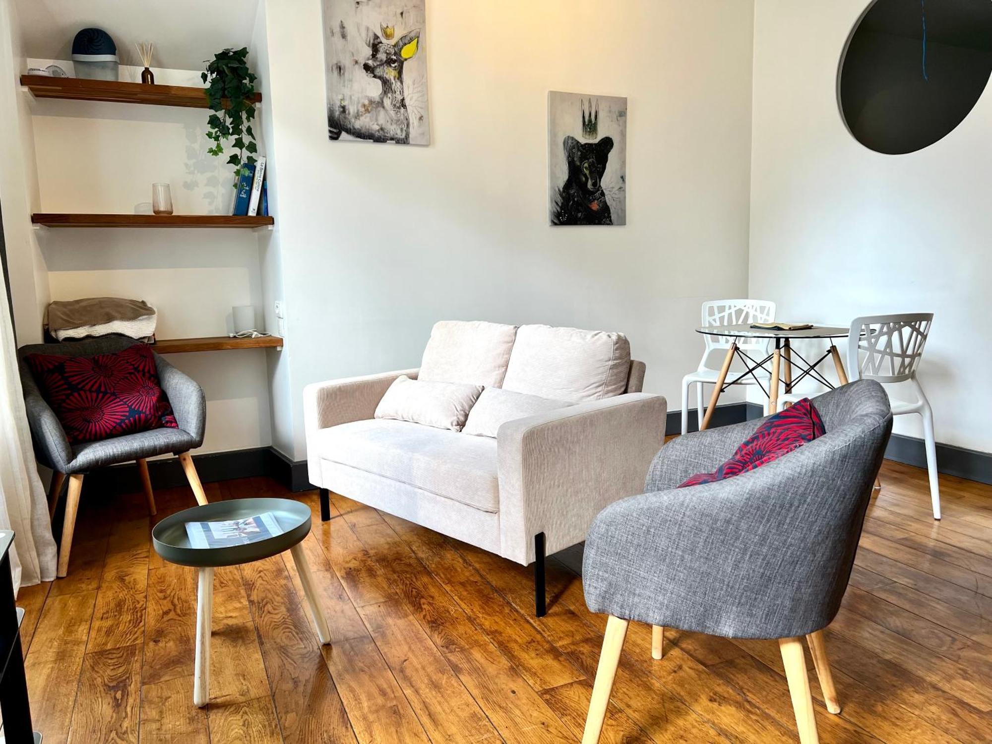 Joli Appartement En Centre Ville Bagnères-de-Bigorre Exteriér fotografie